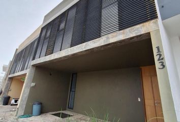 Casa en condominio en  Boulevard Valle Imperial, La Periquera, Zapopan, Jalisco, México