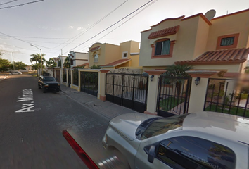 Casa en  Av. Mirador, Casa Blanca, 85134 Cdad. Obregón, Son., México