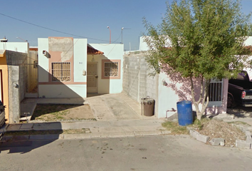 Casa en  C. San Jorge 942, Villas De San Miguel, Nuevo Laredo, Tamps., México
