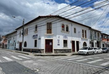 Casa en  Calle García Moreno & Juan De Salinas, Ibarra, Ecuador