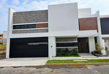 Casa en fraccionamiento en  Boulevard Playas Del Conchal, Fracc Residencialplayas Del Conchal, Alvarado, Veracruz De Ignacio De La Llave, 95264, Mex