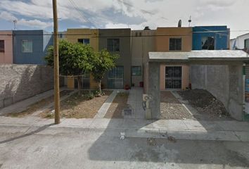 Casa en  Calle Del Portal, Campestre Tarímbaro, Michoacán, México