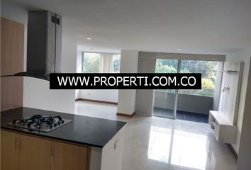 Apartamento en  Loma Del Indio San Diego, Loma De Indio, Medellín, Antioquia, Colombia