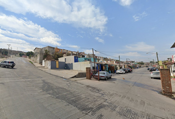 Casa en fraccionamiento en  Lomas De Mulegé, Fraccionamiento Lomas De La Presa, Ensenada, Baja California, 22813, Mex