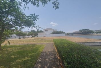 Terreno Comercial en  Samborondón, Ecuador