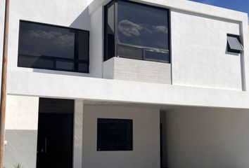 Casa en  Mítica Residencial, Cerámica, Sin Nombre De Colonia 52, Santiago, Nuevo León, México