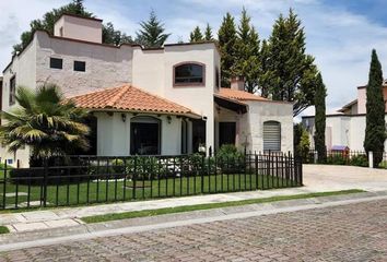 Casa en  Valle De Zamarrero, Avenida Altamirano, Las Culturas, Toluca De Lerdo, Estado De México, México