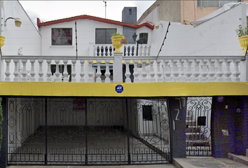 Casa en  Paseo De Las Palomas 127, Las Alamedas, Ciudad López Mateos, Estado De México, México