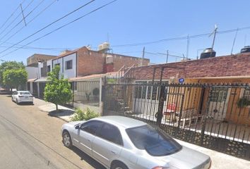 Casa en  Calle Jesús Urueta, Cuauhtémoc, Guadalajara, Jalisco, México