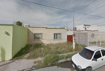 Casa en  Sinaloa 6, Magisterio 42 Sur, Delicias, Chihuahua, México
