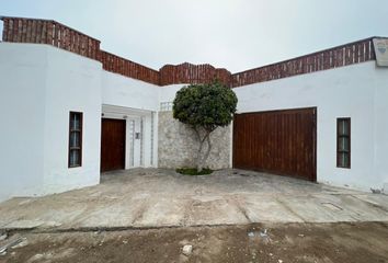 Casa de playa en  Lurin, Lima