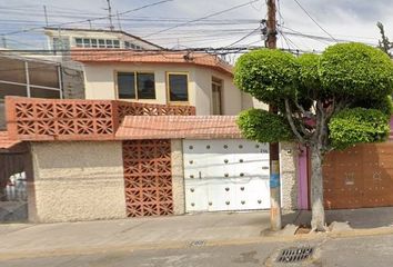 Casa en  Bosques De Aragón, Nezahualcóyotl