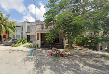 Casa en  Calle San José, Residencial Alejandria, Cancún, Quintana Roo, México