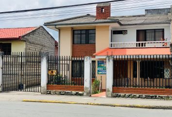 Casa en  Quinta Chica, Cuenca, Ecuador