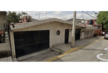 Casa en  Calle Pioneros Del Cooperativismo No. 143, Mexico Nuevo, Ciudad López Mateos, Estado De México, México