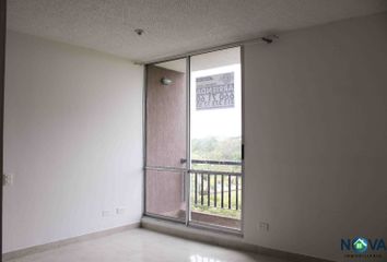 Apartamento en  Sala De Ventas Amarilo - Llano Alto, Metros Antes Del Hotel Campanario, Avenida Catama, Villavicencio, Meta, Colombia