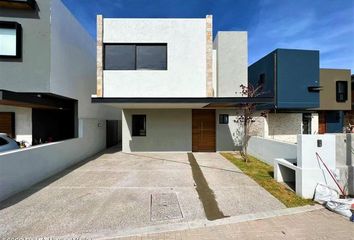 Casa en fraccionamiento en  Puerta Real, Corregidora, Corregidora, Querétaro