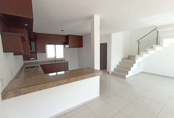 Casa en  Av Del Valle, Cd Del Valle, 63157 Tepic, Nayarit, México