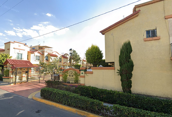 Casa en fraccionamiento en  Priv. Lucerna 30, Mz 006, Villa Del Real, 55749 Ojo De Agua, Méx., México