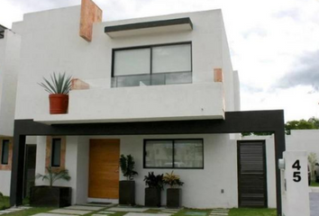 Casa en  Los Olivos, Santa Fé, Juriquilla, Querétaro, México