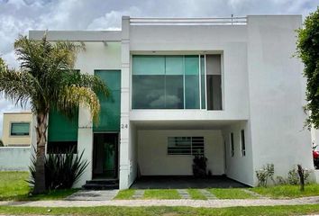 Casa en  Boulevard Europa, Lomas De Angelópolis, Tlaxcalancingo, Puebla, México