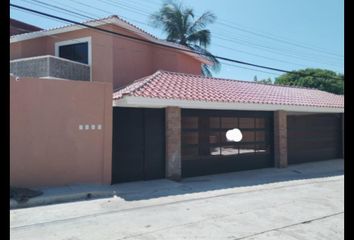 Casa en condominio en  Tianguis Boca Del Rio, Boulevard Miguel Alemán, Zona Centro, Cabecera Municipal, Boca Del Río, Veracruz, México