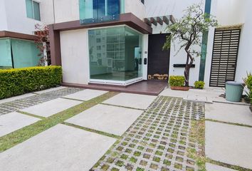 Casa en  Lomas De Angelópolis, Tlaxcalancingo, Puebla, México