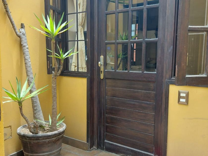 Casa en venta Calle Manco Capac 601-699, Cuadra 6, Ur. Armendariz, Miraflores, Lima, 15074, Per