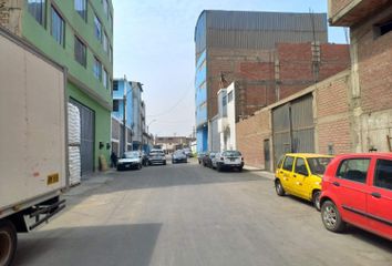 Local industrial en  Avenida Chacra Cerro, Comas, Perú