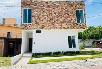 Casa en fraccionamiento en  Adolfo López Mateos (polvorín), Cuernavaca, Morelos