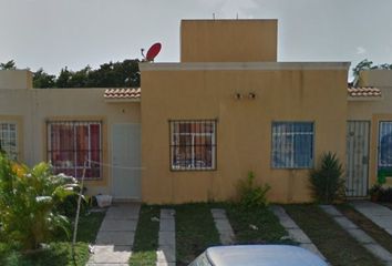 Casa en  Calle Flor De Jamaica, Las Palmas 1, Playa Del Carmen, Quintana Roo, México