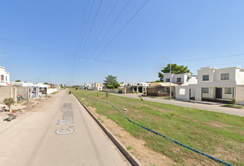 Casa en  Calle Manuel M.ponce, Jardines Del Bosque, Los Mochis, Sinaloa, México