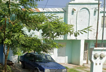 Casa en  Selenita 1745a, Fraccionamiento El Pedregal, Torreón, Coahuila De Zaragoza, México