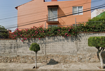 Casa en  Oyamel 19, Lomas Del Tzompantle, Cuernavaca, Morelos, México