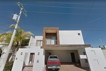 Casa en  Costa Real 390, Valle Real 2do Sector, Saltillo, Coahuila De Zaragoza, México