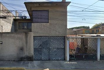 Casa en  Betunias, Villa De Las Flores, San Francisco Coacalco, Estado De México, México