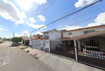 Casa en  Río Piaxtla 1101, Las Palmas, 81249 Los Mochis, Sinaloa, México