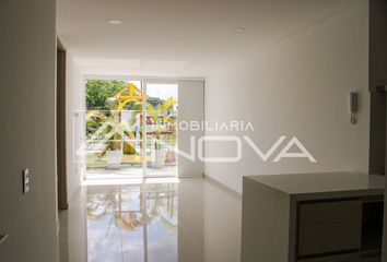 Apartamento en  Reserva De La Sierra Condominium, Villavicencio, Meta, Colombia