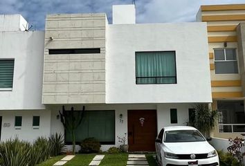 Casa en fraccionamiento en  Fraccionamiento Rincón De Altozano, Morelia, Michoacán, México
