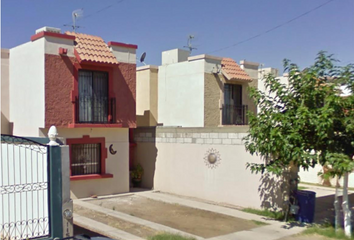 Casa en  Calle Valle De Cuiteco, Juárez, Chihuahua, México