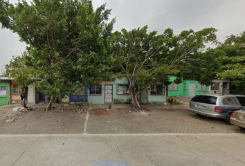 Casa en  Privada Noche De Tango, Fraccionamiento Hacienda Sotavento, Hacienda Sotavento, Veracruz, México