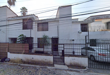 Casa en  Notaria 2 Temixco María Julia Bustillo Acosta, Jacarandas, Lomas De Cuernavaca, Cuernavaca, Morelos, México