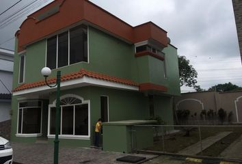 Casa en  Santo Domingo, Ecuador