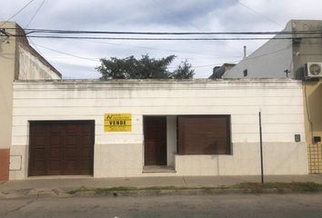 Casa en  Hipólito Yrigoyen 91, Bell Ville, Provincia De Córdoba, Argentina