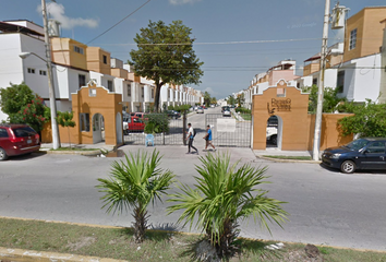 Casa en fraccionamiento en  Calle Arrecife Sm 501, Paraíso Villas, Cancún, Quintana Roo, México