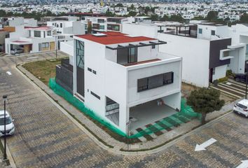 Casa en  Boulevard Lisboa, Parque Lisboa, Pueblo De San Bernardino Tlaxcalancingo, San Andrés Cholula, Puebla, 72830, Mex