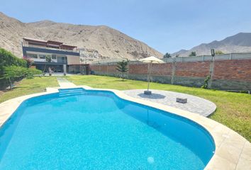 Casa en  Condomio Privado Los Altos Del Valle, Calle 119, Cieneguilla, Perú