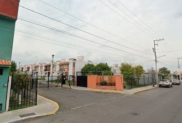 Casa en  Colinas De Santa Cruz Segunda Secc., Querétaro, México