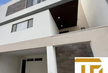 Casa en  Linces Sector Andino, Avenida Puerta De Hierro, Monterrey, Nuevo León, México