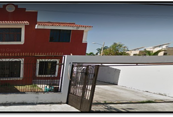 Casa en  Calle 6, Vista Alegre Norte, Mérida, Yucatán, México